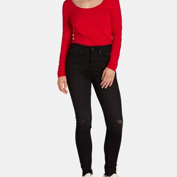 No Boundaries Red Long Sleeve Scoop Neck Tee - Women's Small NWT - Picture 6 of 7